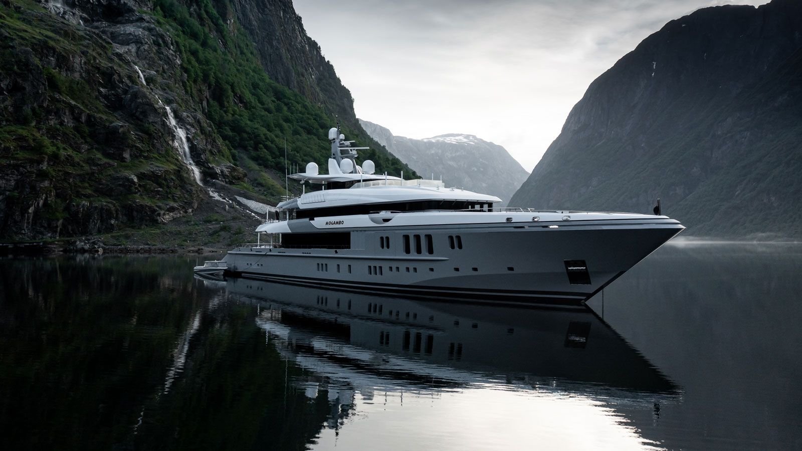 Mogombo Mogambo Ship
